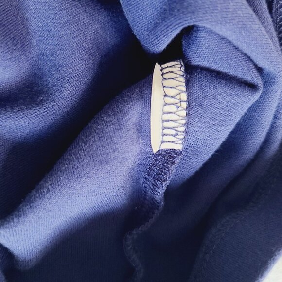 L.L.Bean Womens XS Long-Sleeve Cotten Crewneck Blue Shirt - Picture 5 of 7